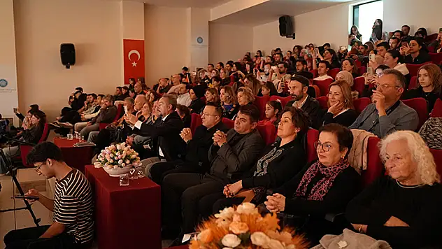 NEÜ'de '10 Kasım Atatürk'ü Anma Özel Konseri' gerçekleştirildi