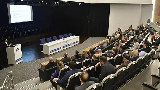 NEÜ'de 'Kalite ve Akreditasyon' seferberliği
