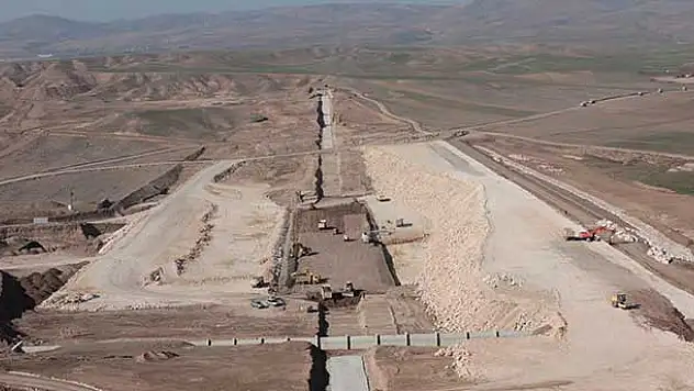 Nevruz Barajı'nın yapımı sürüyor