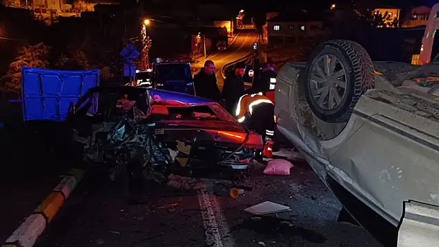 Nevşehir'de iki otomobil çarpıştı: 1 ölü, 3 yaralı

