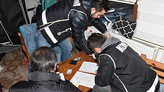 Nevşehir merkezli 76 ilde 'dolandırıcılık' ve 'rüşvet' operasyonu: 234 gözaltı

