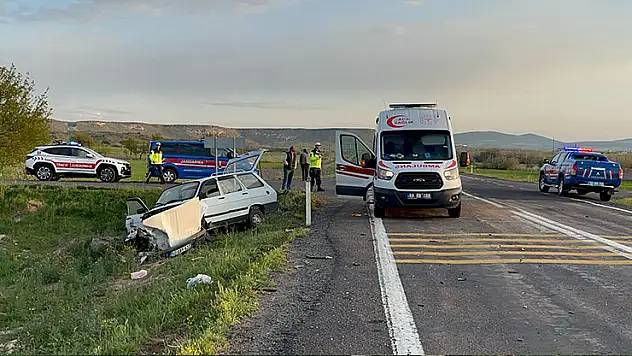 Nevşehir'de kavşakta bekleyen aracı sollarken kaza yaptı: 1 ölü, 3 yaralı