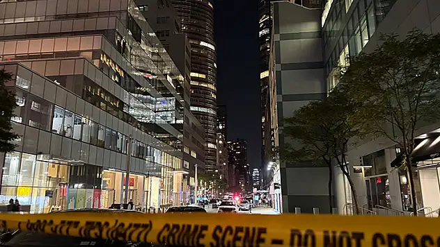 New York'ta kanlı gökdelen saldırısının detayları ortaya çıktı: 1'i polis memuru 4 ölü