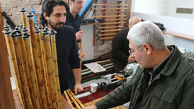Ney ustasına yoğun ilgi