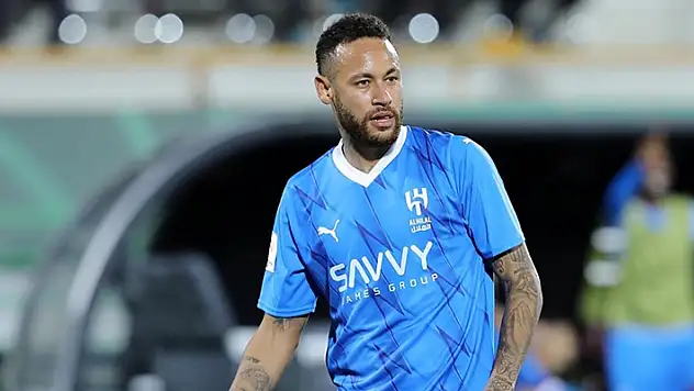 Neymar 10 ay sahalardan uzak! 