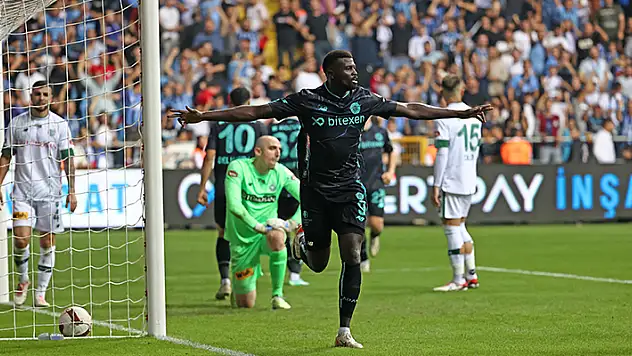 NİANG'A BABA ENGELİ!

