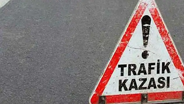 Niğde'de otomobil ile tır çarpıştı: 4 ölü, 1 yaralı