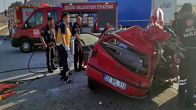 Niğde-Pozantı Otoyolu'nda feci kaza: 2 ölü, 3 yaralı