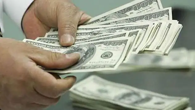 Nisan ayında cari açık 1 milyar 334 milyon dolar oldu