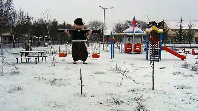 Nisan ayında kar sürprizi