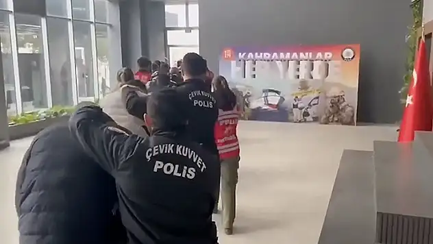 Nitelikli dolandırıcılık şebekelerine yönelik operasyonlarda 181 şüpheli tutuklandı