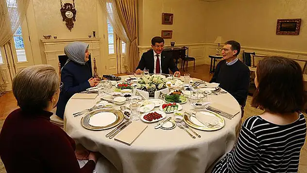 Nobel ödülü sahibi Prof. Dr. Sancar: Amcanız benim hayatımı kurtardı