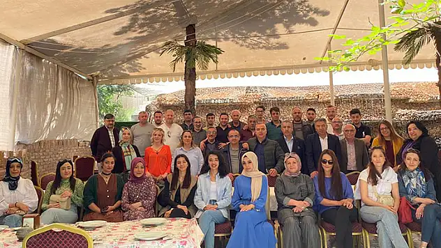 Noter personelleri kahvaltıda buluştu