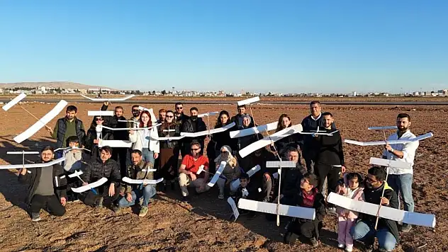 Nusaybin'de ilk kez model uçak eğitimlerinde uygulamalı test etkinliği düzenlendi