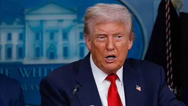 NYT: Trump, İran'a yönelik önce hedefli, ardından daha kapsamlı askeri saldırı seçeneklerini değerlendiriyor