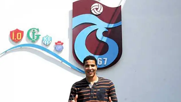 O kaleci resmen Trabzon'da!