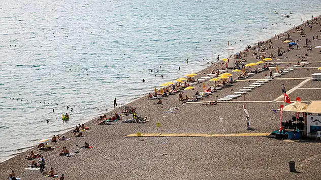 O kentimizde yaza devam! Sıcaklık: 28... Deniz suyu: 26 derece!