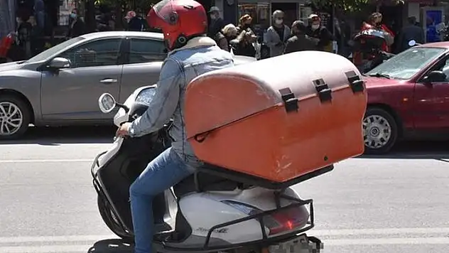 O kentte olumsuz hava şartları nedeniyle iki tekerlekli araçların trafiğe çıkışı yasaklandı
