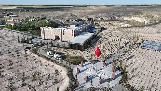 Obruk gölü manzaralı 'Obruk Kervansaray Müze Otel' açıldı