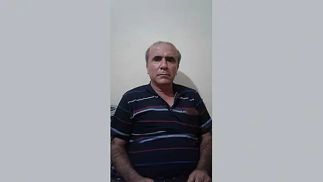 Odasında başından silahla vurulmuş halde ölü bulundu: Eşi ve iki oğlu gözaltında
