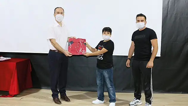 Ödüller sahiplerini buldu