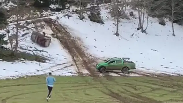 Off-road aracının takla attığı kaza, kamerada

