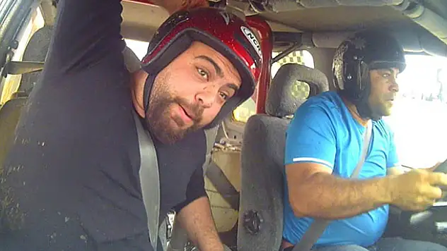 Off-road yarışlarında 'Bas emmi bas' ile gelen kupa