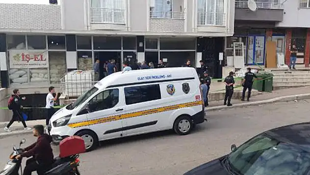 Oğlu öldürülen baba: Oğlum mezarda çürüdü, o da hapishanede çürüsün
