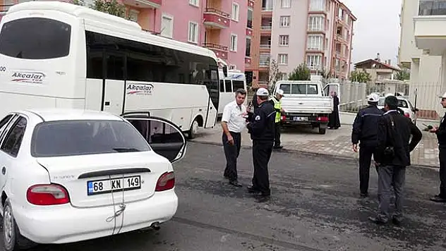 Öğrenci Servisi Kaza Yaptı: 4 yaralı