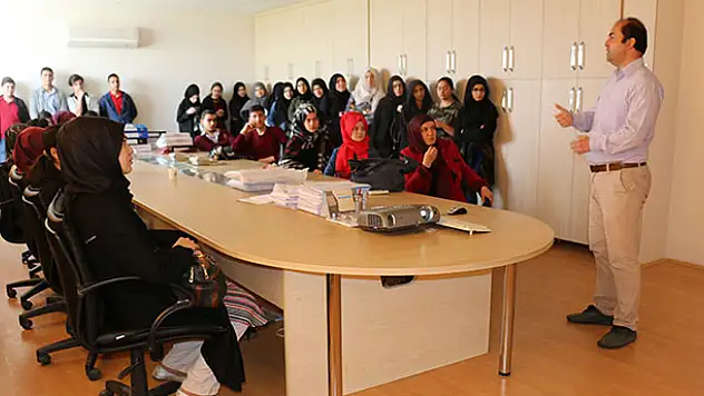 Öğrencilerden Konya Atıksu Arıtma Tesisini ziyaret etti