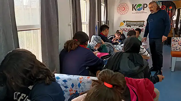 Öğrencilerden mektupla gönül köprüsü