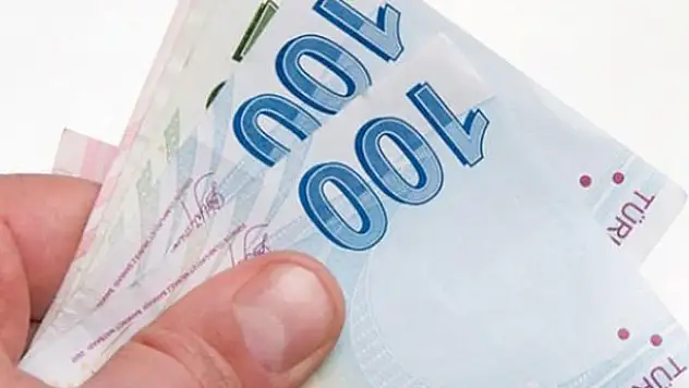 Öğrencilere maaş gibi burs! Aylık 4 bin 500 TL...