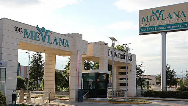 Öğretim üyelerinin hesabından 'himmet parası' çekmişler