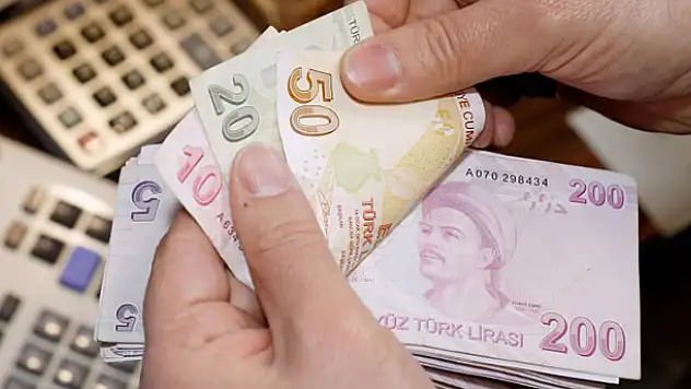 Öğretim yılına hazırlık ödeneği bin 50 lira