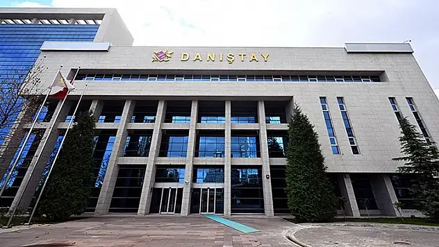 Öğretmen adaylarının sözlü sınavlarına ilişkin yeni düzenleme yargıya taşındı
