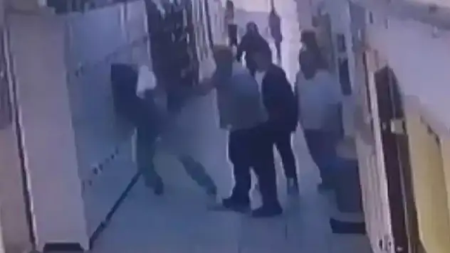 Öğretmeni yumruklayan veli için istenen ceza belli oldu
