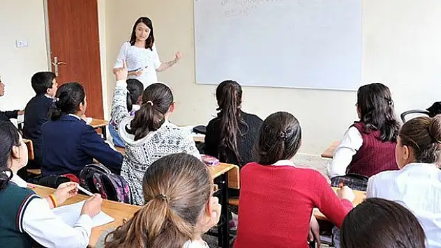 Öğretmenlere ek hizmet puanı müjdesi