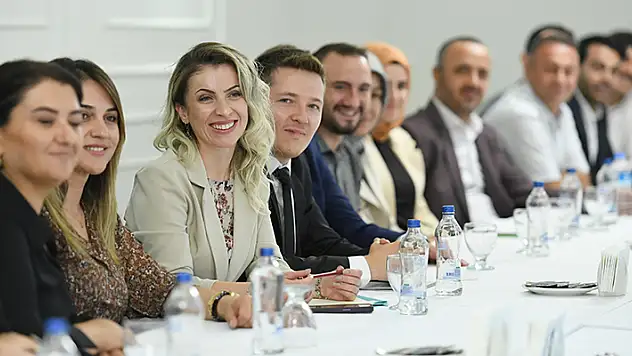 Öğretmenlerin mazerete bağlı yer değiştirme atamaları için yeniden başvuru alınacak
