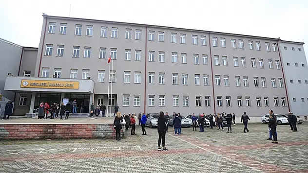 Öğretmenlik Kariyer Basamakları Yazılı Sınavı yapıldı
