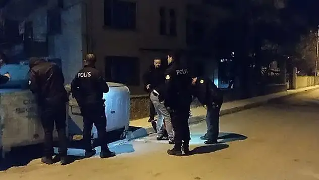 Oğullarının kavgasını ayıran baba bıçaklandı
