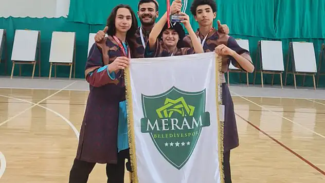 Okçulukta Meram Belediyespor'dan Türkiye rekoru