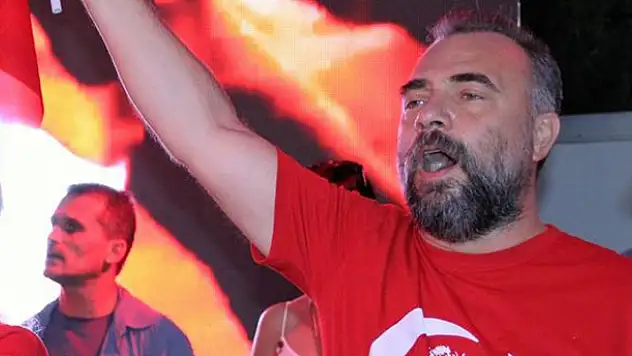 Oktay Kaynarca 'Demokrasi ve Şehitler Mitingi'ndeki paylaşımı rekor kırdı