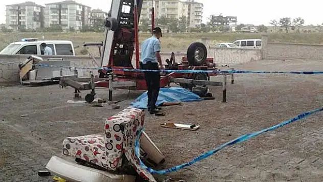 Okul harçlığı için çalışmaya başladığı ilk gün hayatını kaybetti