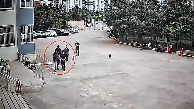 Okul müdürünü bıçaklayıp kaçan eski öğrenci yakalandı