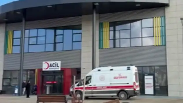 Okula getirilen yemekten 5 öğrenci zehirlendi