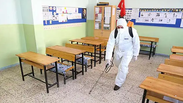 Okullar için karar! Bakan Ziya Selçuk'tan açıklama!