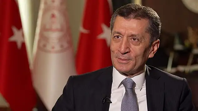 Okullarda ara tatil ne zaman olacak? Ziya Selçuk duyurdu