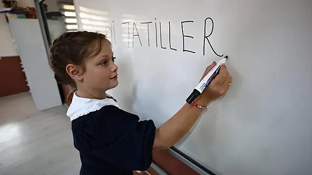 Okullarda ikinci ara tatil başlıyor
