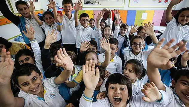 Okullarda ilk ara tatil için son ders zili cuma günü çalacak
