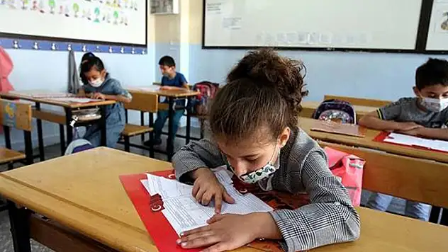 Okullarda yeni dönem başlıyor! 'Sınıf mevcudu kararı' Resmi Gazete'de yayımlandı 